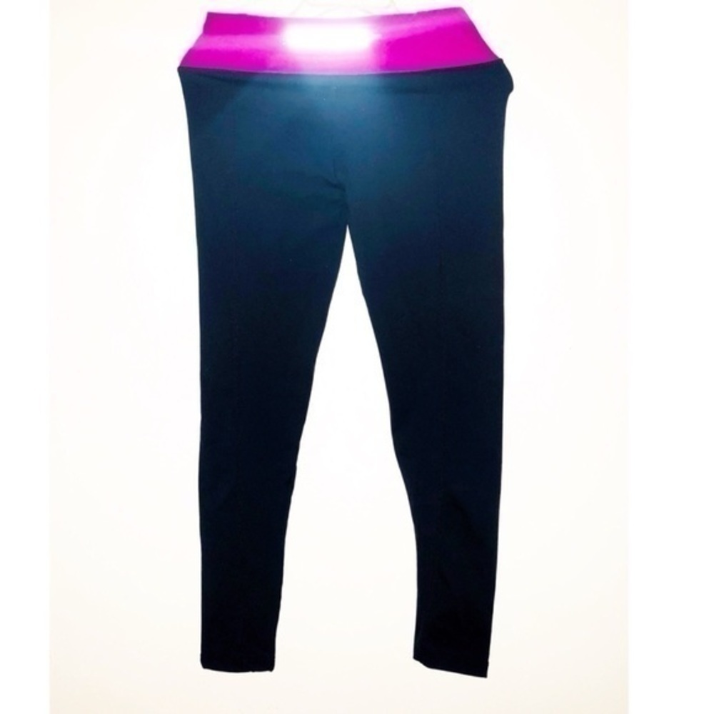 Leggings size small tag was removed - Picture 4 of 5